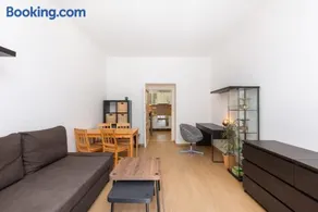 Spacious Apartment - Image 4