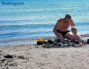 Det Gamle Garnbinderi, ved Møns bedste strand. - Image 2