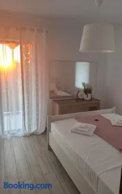 SeaAuraApartment - Image 2