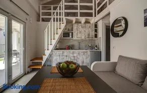 Molos Beachfront Apartments in Diakopto - Image 2