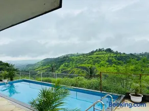 Valley Vista 3BHK Pool Villa - Image 4