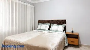Casa sobrado aconchegante com varanda e arejada em Americana - Image 2