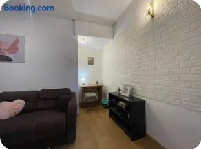 Cozy Smârdan Old Town Apartment - Image 1