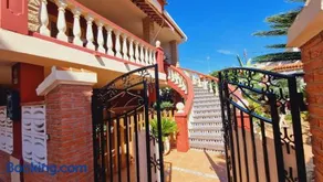 Chalet Playa Chilches - Image 2
