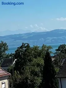 Traumhafte Ferienwohnung mit See und Bergsicht - Image 1