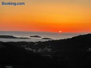 Gorgeous private Villa with sea view! - Image 2
