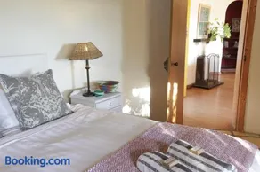 Forest Hills - Image 3