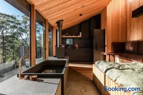 Hunter Huon Valley Cabin Three - Image 2