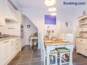 3 Bed in Bideford oc-57804 - Image 3