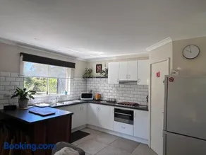 Wayllinga Cottage - Image 3