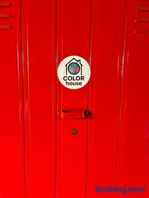 COLOR HOUSE- Lecco's Lake - Image 3