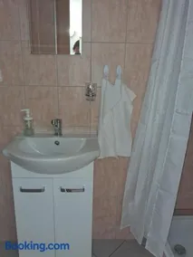 Pod jedľou - Image 5
