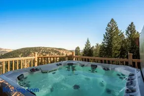 Stay in Evergreen - Denver Mountain Escape - Image 4