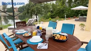 Villa la Rive, River Villa - Image 2