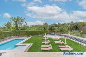 Garda House Apartaments - Free Pool and Parking - Image 2