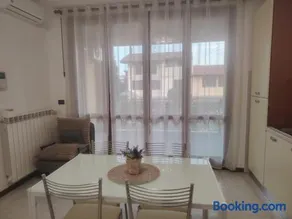 SWEET STAY - Terrazza, WiFi, Metro vicinanze, Garage & Bikes - su richiesta - Image 2