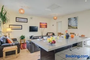 2 Bed in Blofield Heath oc-1467 - Image 2