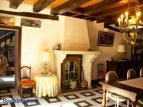 Gîte spacieux au cœur du Val de Loire, entre Orléans et Blois, avec jardin, cour fermée et BBQ ! - Image 1