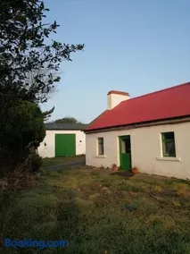 -Going back in time- 200 year old farmhouse - Image 1
