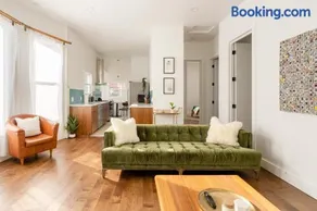 Stay Portland - Heart of Portland MidCentury Dream 95 WalkScore 3BR - Image 1