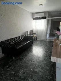Apto amplo no Coração de Barreiras 3 Quartos 4 Banheiros Comporta até 7 hóspedes 157m2 - Image 4