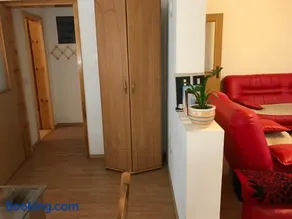 Apartment near the Airport - Image 3