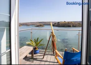 The Old Mill, Deluxe holiday home with a view - Image 2