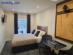 B53 Accommodation - Image 3