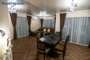 Luxe Apartment Pana Green Residence Panagyurishte - Image 4