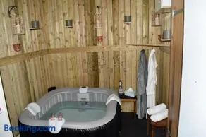 Orchidée SPA Apartment with Jacuzzi close by Laufen - Image 3