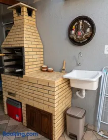 3 Quartos, com Piscina, Churrasqueira e garagem - Image 2