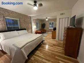 Brick Street Apartment-Studio Suite - Image 1