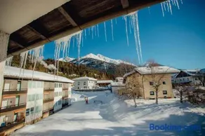 Appartement Tirol mit Hallenbad und Sauna by MoniCare - Image 2