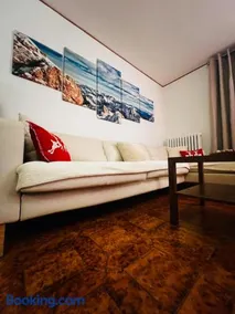 Rocca dell' Abisso Apartament 2 Confort Relax Ski-in-Ski out Limone Piemonte - Image 1