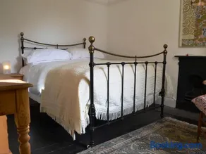 Church Walk Cottage - Image 4