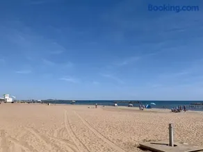Agreable studio-cabine vue mer 4 personnes à 20 m de la plage - Image 1