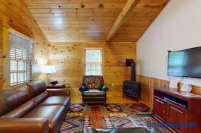 Green Ash Cabin 101 - Image 4