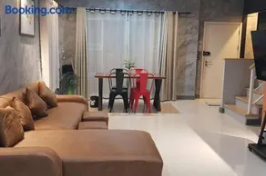 The Lake Guest House - Image 2