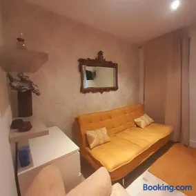 Villa Regio Room - Image 3