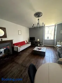 Bel appartement Hôtel de ville - Image 2