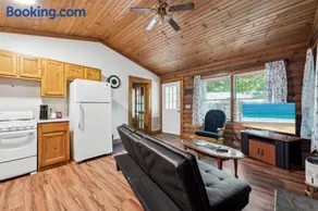 Hot Tub, Close to Everything, Deer View - Image 4