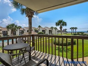 Blue Surf Townhomes 23 by Newman-Dailey - Image 3