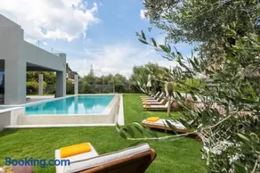 Sissy Luxury Villa Chania - Image 2