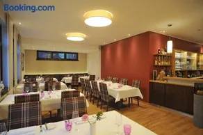 Bold´S Hotel-Restaurant "Zum Grünen Kranz" - Image 1