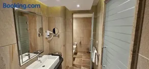 Lahami Bay Beach Resort - Image 5