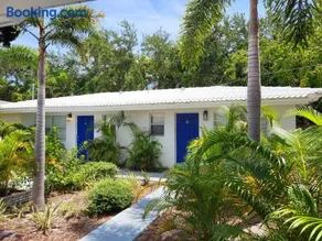 Kevin#B Chic Studio with Patio near Fort Lauderdale Beach - Image 1