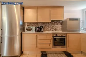 Helena's Dream Home - Image 5