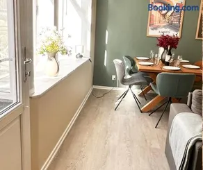 59m2 Aarhus Lejlighed i Gadeplan med Parkering lige udenfor - Image 2