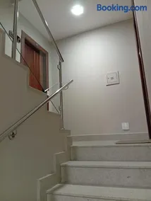 Apartamento amplo, 3 quartos, ar-condicionado, Wi-Fi, garagem - Image 1