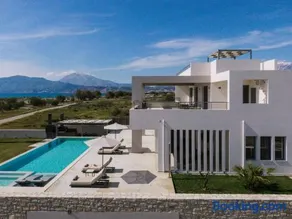 Grand Sea View Luxury Villa - Image 5